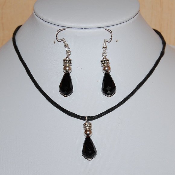 Black Crystal Glass Necklace and Earring Set,Black Necklace Earrings - Picture 1 of 2